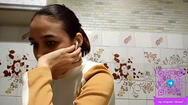 Chat +18 de AnnettaBelsito ao vivo