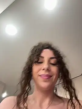 Chat +18 de curly_jade ao vivo