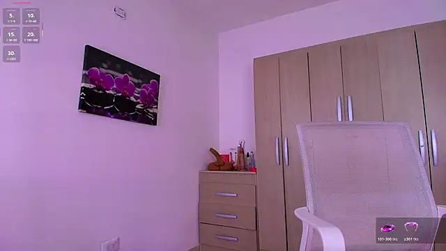 Chat +18 de im_natalia ao vivo