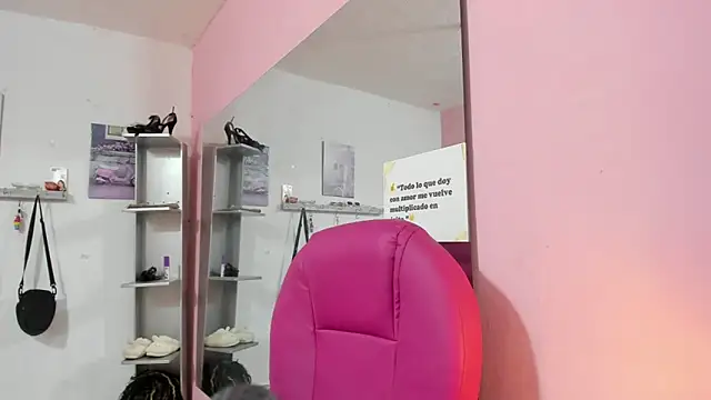 CAMILA--REY 라이브 XXX 채팅