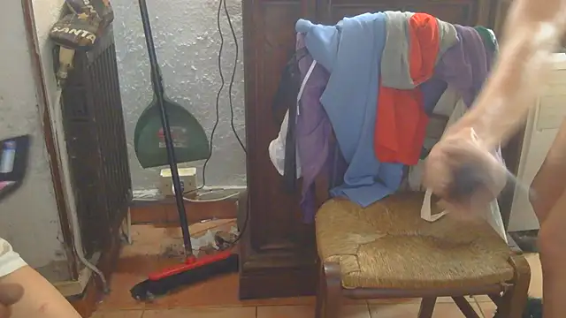 tixyanal70's Live XXX Chat