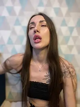 MelaniePavola- Webcam show