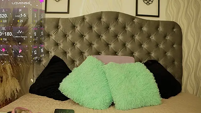 katt_eyes_ Chat XXX live