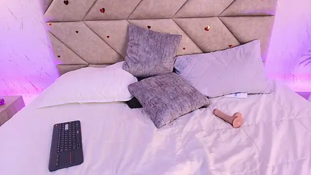 Вебкам-шоу VictoriaCeleste