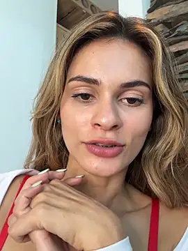 cuteluci_n Live XXX chat