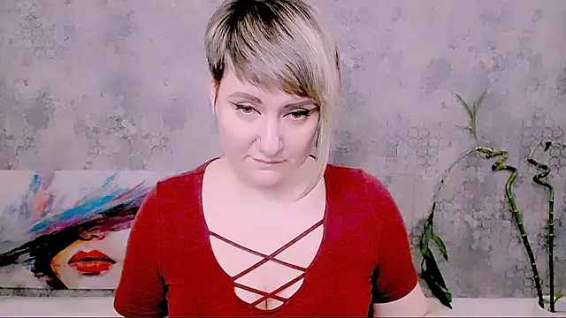 Онлайн чат XXX Djullia