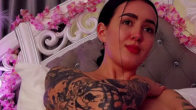 دردشة KimKhallifa الجنسية المباشرة