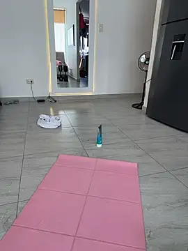 downsonMia Adlı Modelin Canlı XXX Sohbeti