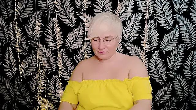 Olivia_playful Adlı Modelin Canlı XXX Sohbeti