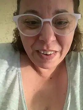 LupitaHaze – Naživo XXX chat