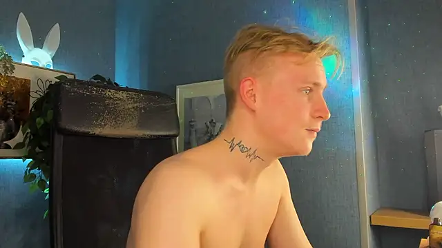 AlexxSweet: διαδικτυακό σόου στην κάμερα