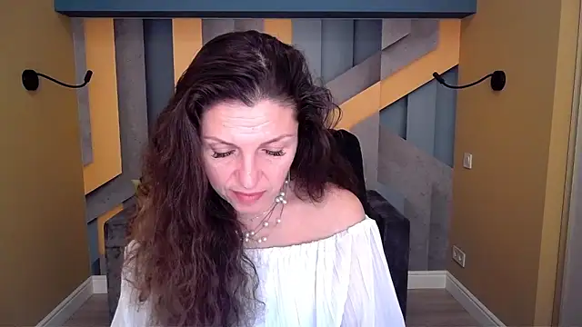 EllaLong Chat XXX live