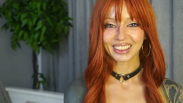 LanaReals Chat XXX live