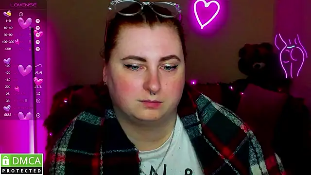 Chat +18 de Alicia_love00 ao vivo