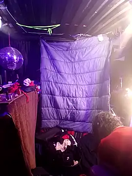 دردشة AllucyLu الجنسية المباشرة