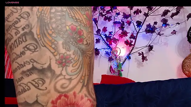 Živý XXX chat Sara_Valkyri