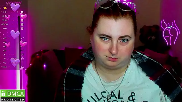 Alicia_love00 élő XXX-chatje