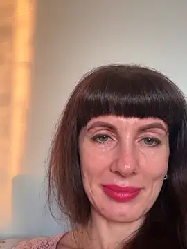 LadyLuxLover Live XXX-chat