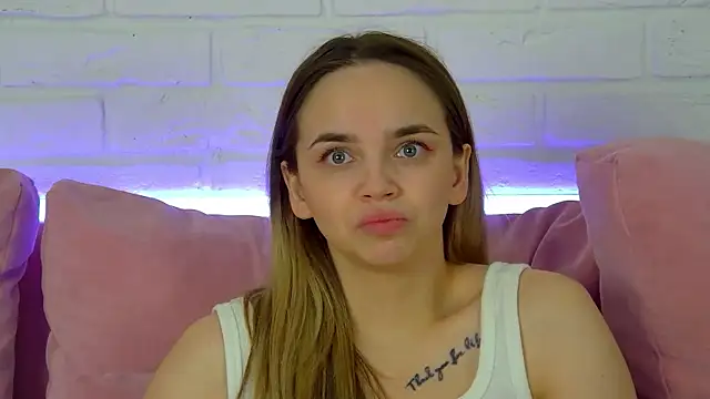 AnitaVenture's Live XXX Chat