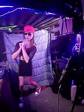 Chatroom XXX en direct de AllucyLu