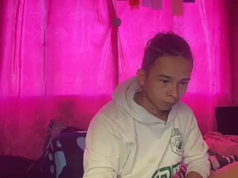 bliinkii_and_luka_ Adlı Modelin Web Kamerası Şovu