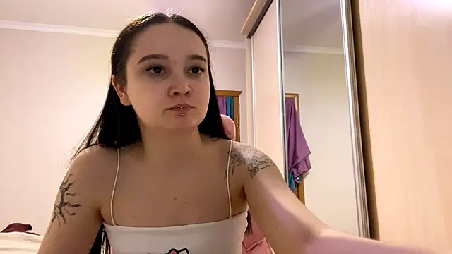 Chat +18 de TrulaPhay ao vivo