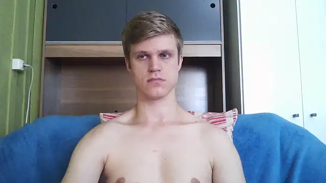 Show de NinhoMorango na webcam