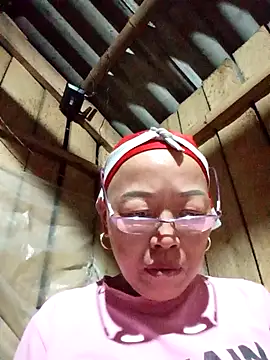 Agnes-baby webkamerás műsora