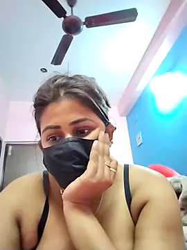 pinkihot23's Webcam Show