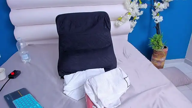 XXX chat uživo modela letty_straus