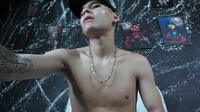 DylanRoyce_ Adlı Modelin Canlı XXX Sohbeti