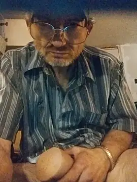 ROBERT0516 Adlı Modelin Canlı XXX Sohbeti