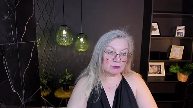 NataliMellow's Live XXX Chat