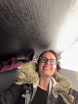 NataKitten 即時 XXX 聊天