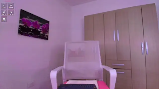 im_natalia's Live XXX Chat