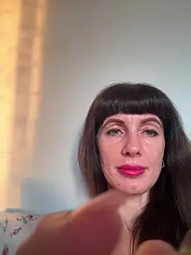 LadyLuxLover's Live XXX Chat