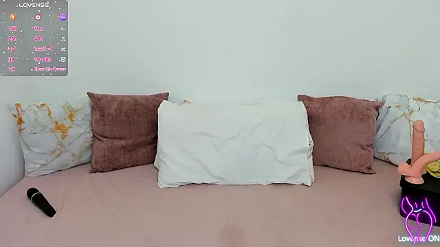 XXX chat uživo modela kassy_hotdevil