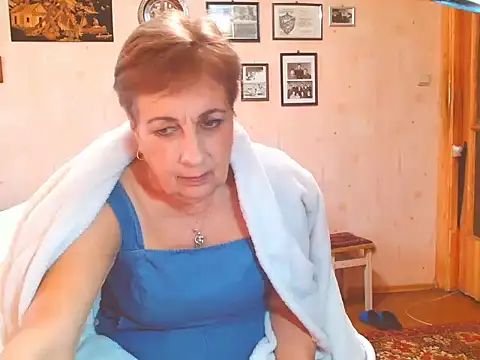 Victoria5643 live XXX chat