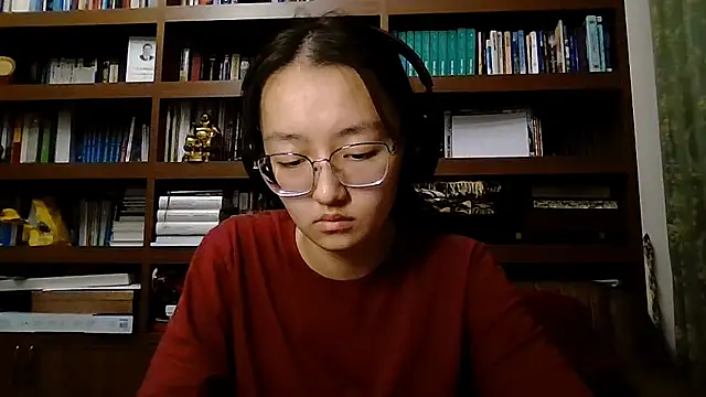 LinaClous élő XXX-chatje