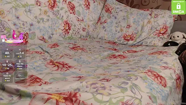 _M_i_a___'s Live XXX Chat