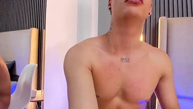 BenitoSaenzのライブXXXチャット