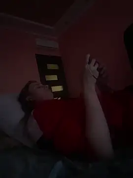 Flossy_Vettie Adlı Modelin Canlı XXX Sohbeti