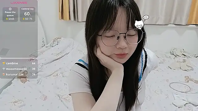 weiwei4999n Live XXX chat