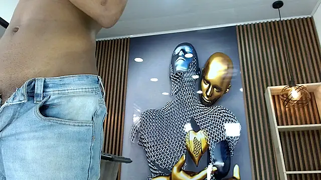 TonnyMarck live XXX chat