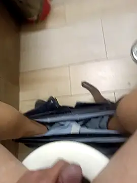 kenzzzz Show in webcam