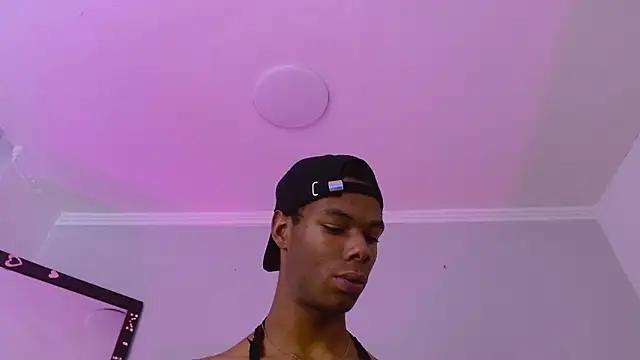 Вебкам-шоу Santiago_Ortiz_