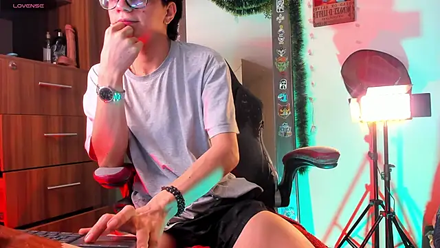 marckalexisのライブXXXチャット