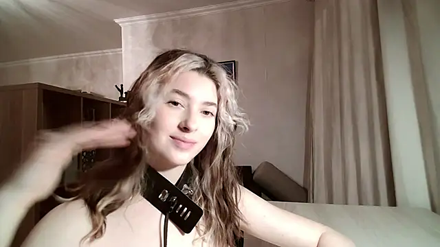 Dia_DeAmas Adlı Modelin Canlı XXX Sohbeti