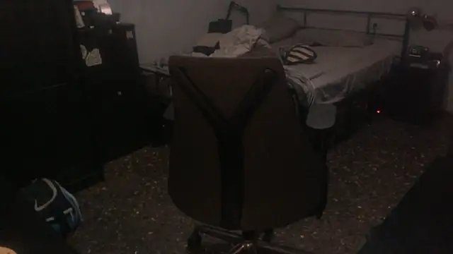 โชว์เว็บแคมของ SexxxyLouis