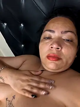 XXX chat uživo modela NIKOLE1301